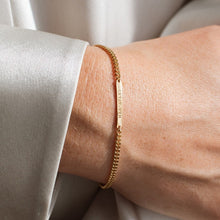 Custom Engraved Name Bar Bracelet on Curb Chain